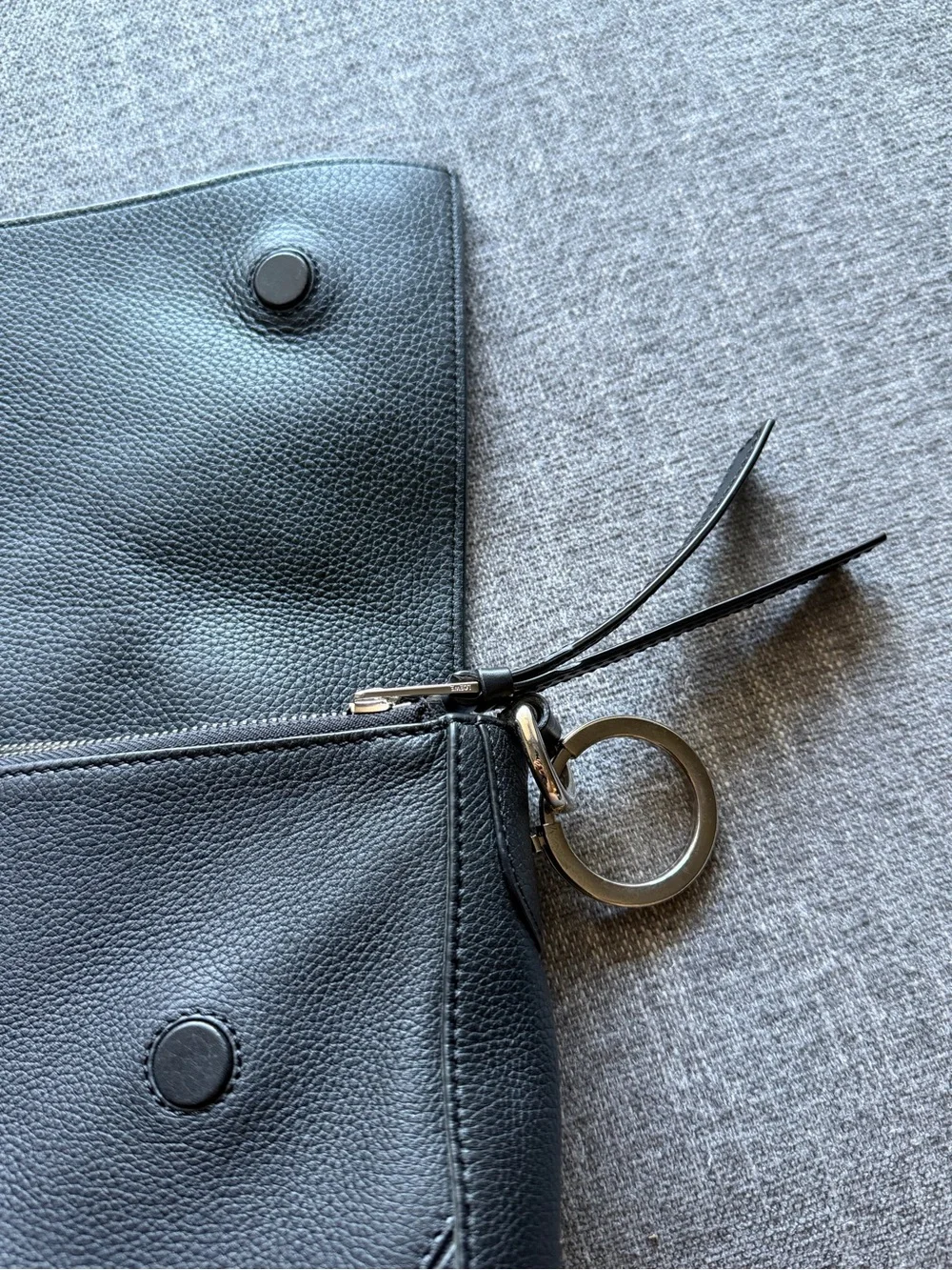 Loewe modern messenger
